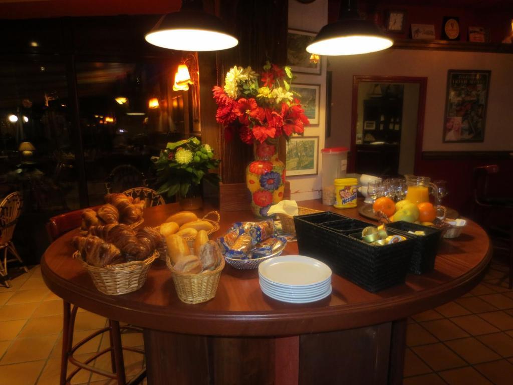 Hotellerie Du Centre Salies-du-Salat Zewnętrze zdjęcie