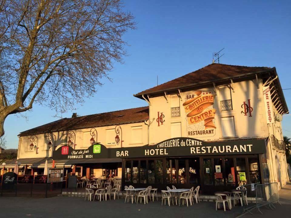 Hotellerie Du Centre Salies-du-Salat Zewnętrze zdjęcie